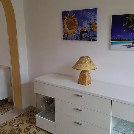 Casa Vacanza Trilocale Plus 89bis بيت للعطل توري ديل أورسو